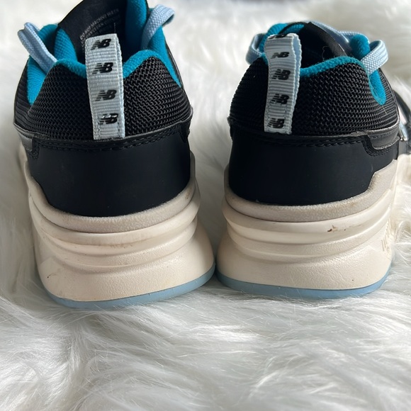 Women’s New Balance 997H sneakers. Size 7.5 - Picture 4 of 5